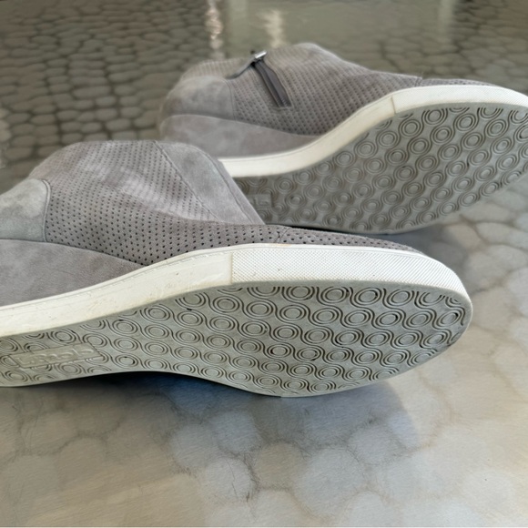 Linea Paolo Felicia Wedge Sneakers Light Gray - Picture 7 of 7